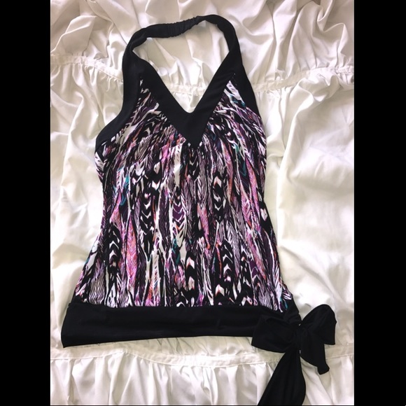 Abstract patterned top - Picture 1 of 3